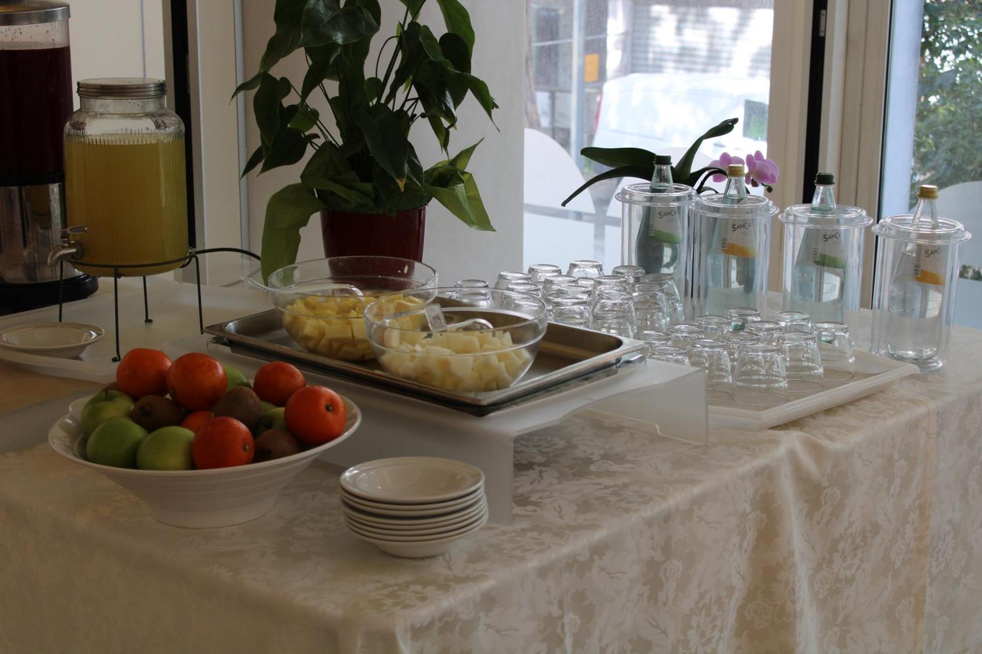 Hotel Royal Plaza Rimini Kültér fotó