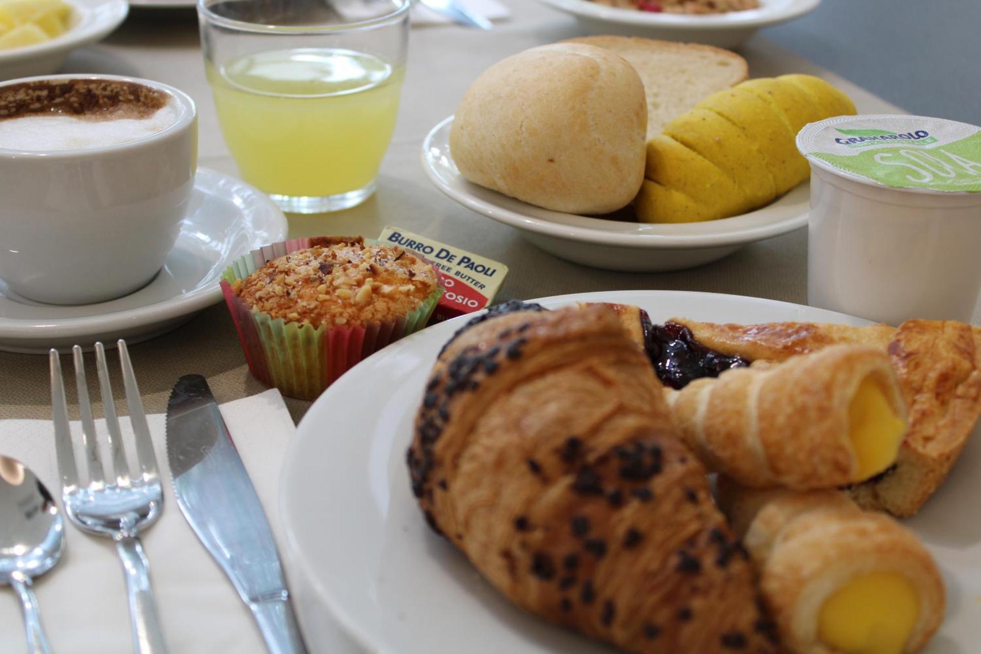 Hotel Royal Plaza Rimini Kültér fotó