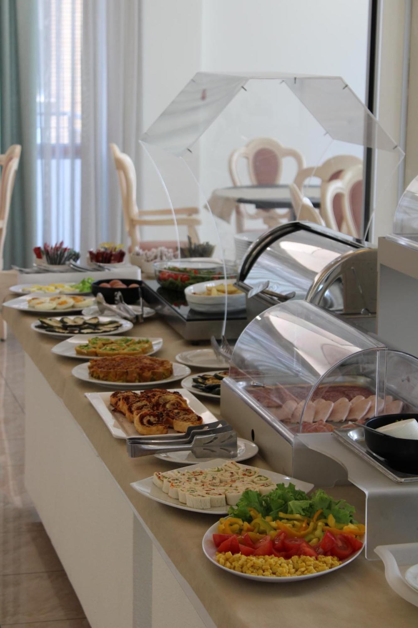 Hotel Royal Plaza Rimini Kültér fotó