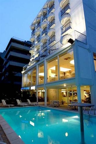 Hotel Royal Plaza Rimini Kültér fotó